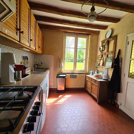 Holiday home Detente Absolue Et Piscine Chauffee *